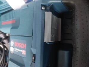 Máy khoan đục bê tông BOSCH GSH 11E